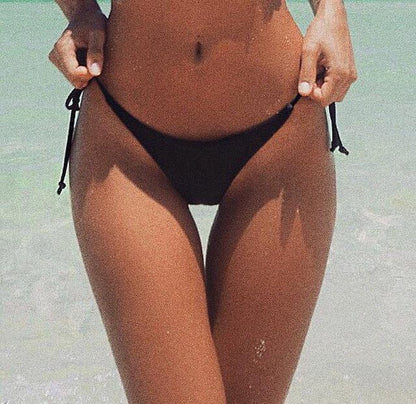 Merkloos GoedHandel - String Bikini - String Bikini Broekje - String Bottom - Strik Bandjes Bikini - Sexy Bikini - Braziliaanse Bikini - Zwart Maat S T/m L