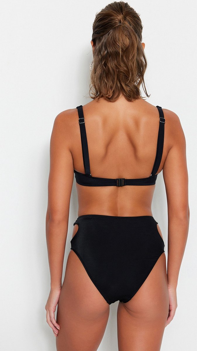  Trendyol Vrouwen Normale Taille Braziliaans Bikinibroekje
